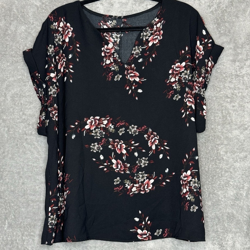 Shein 2X Shirt Top Black Red Floral Flower Cap Short Sleeve Split Round Neck